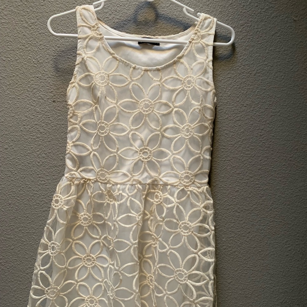 Cute white Chicabooti dress